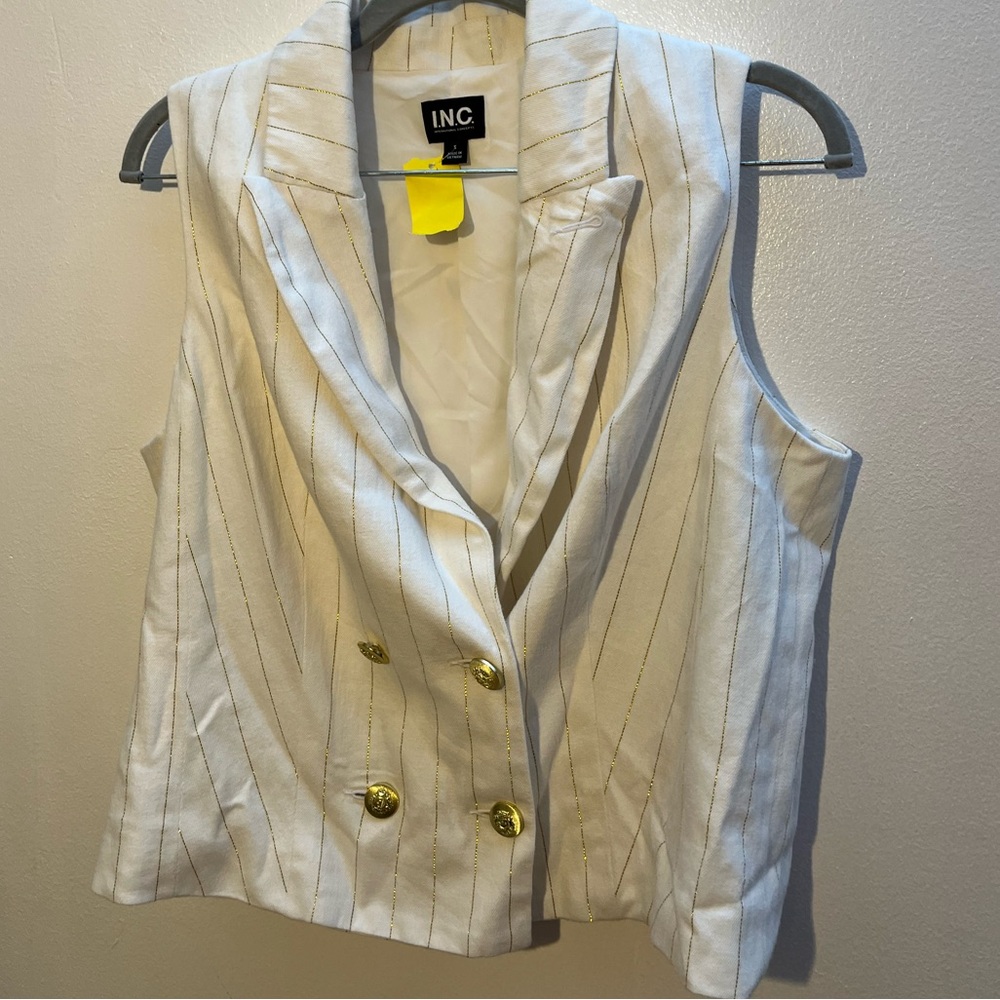 INC International Concepts White and Gold Vest